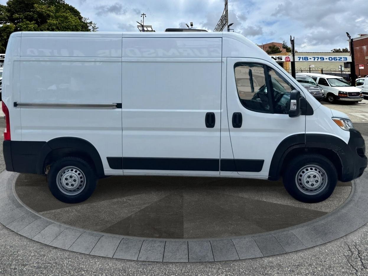 RAM ProMaster Cargo Van Tradesman 2500 High Roof 136" WB w/Pass Seat 2024