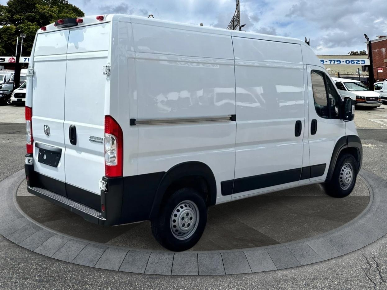 RAM ProMaster Cargo Van Tradesman 2500 High Roof 136" WB w/Pass Seat 2024