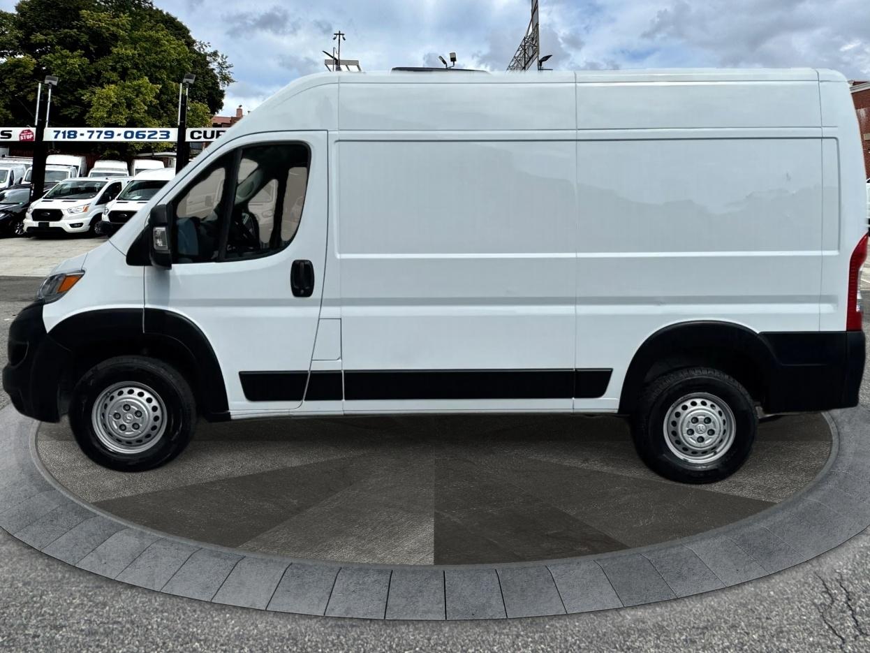 RAM ProMaster Cargo Van Tradesman 2500 High Roof 136" WB w/Pass Seat 2024