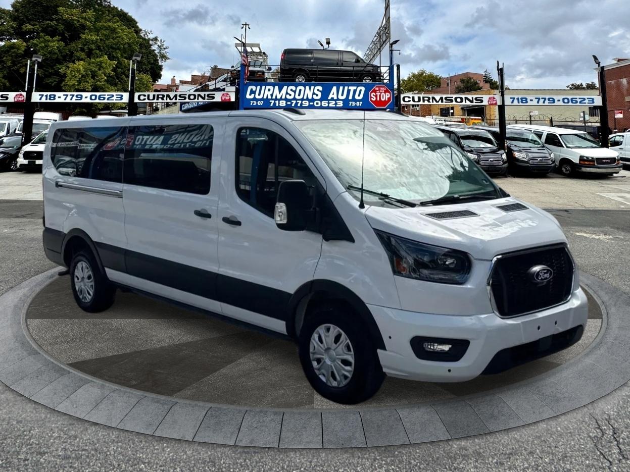 2026 Ford Transit Passenger Wagon T-350 148" Low Roof XLT RWD