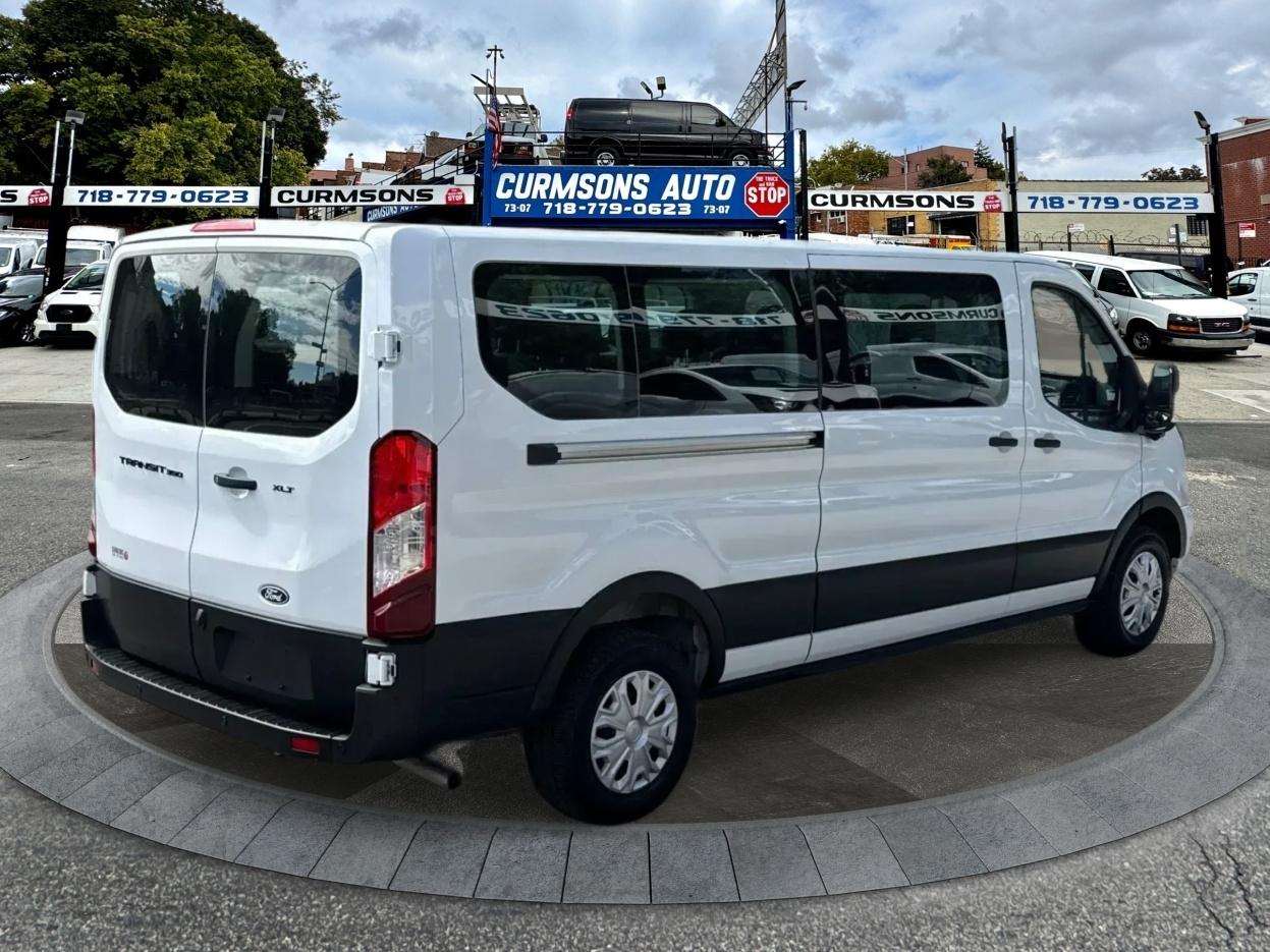 Ford Transit Passenger Wagon T-350 148" Low Roof XLT RWD 2026