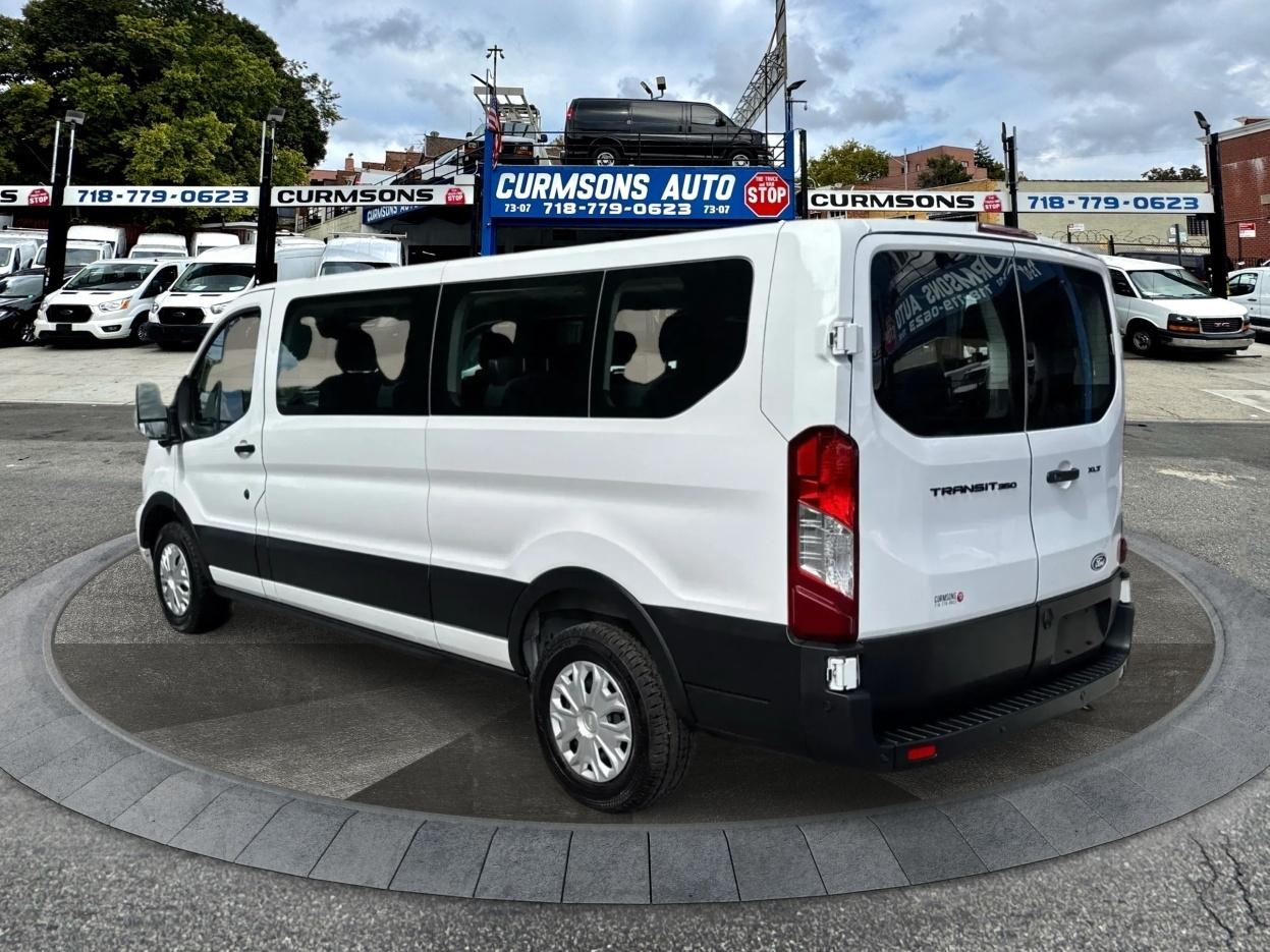 Ford Transit Passenger Wagon T-350 148" Low Roof XLT RWD 2026