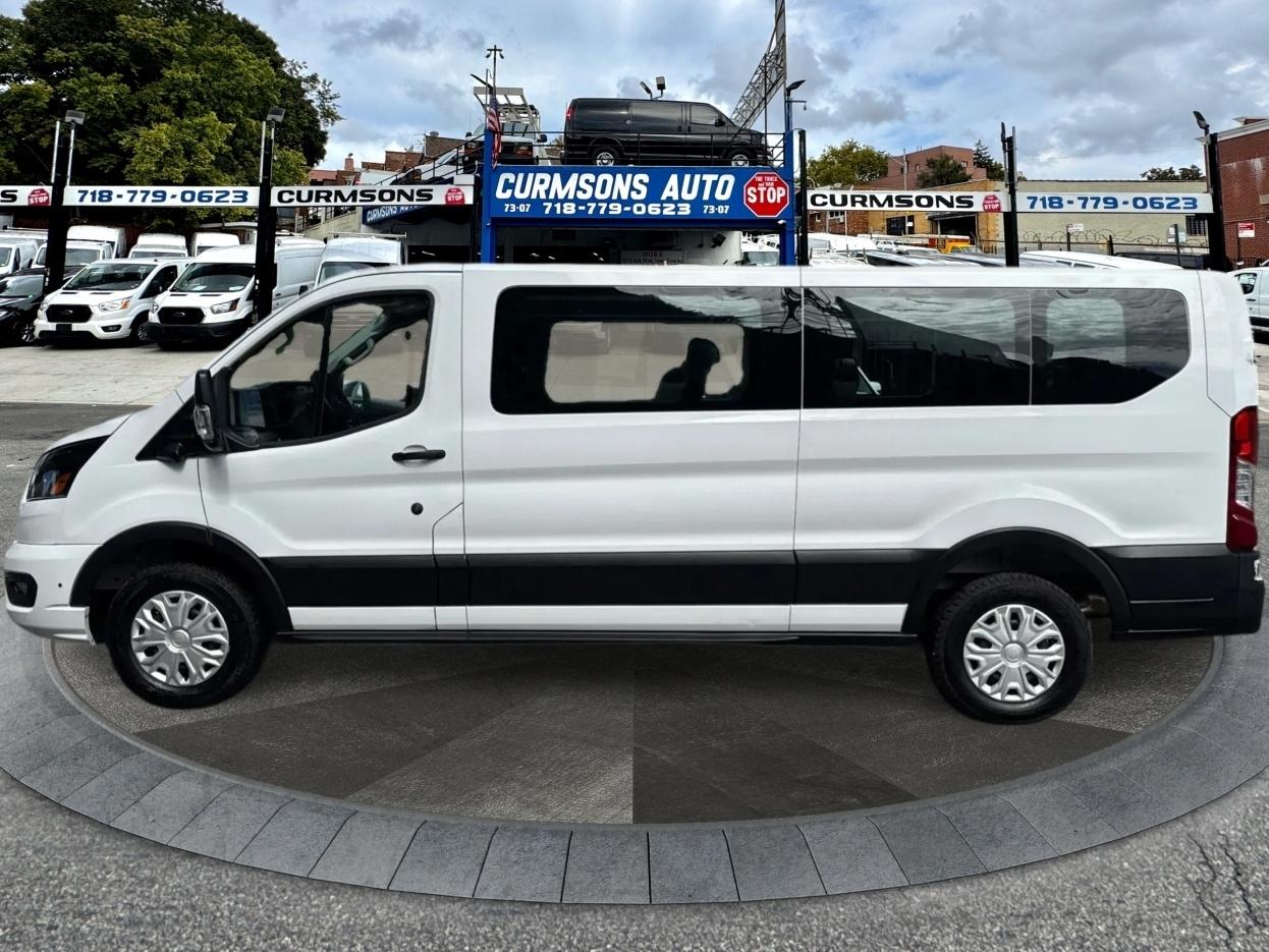 Ford Transit Passenger Wagon T-350 148" Low Roof XLT RWD 2026