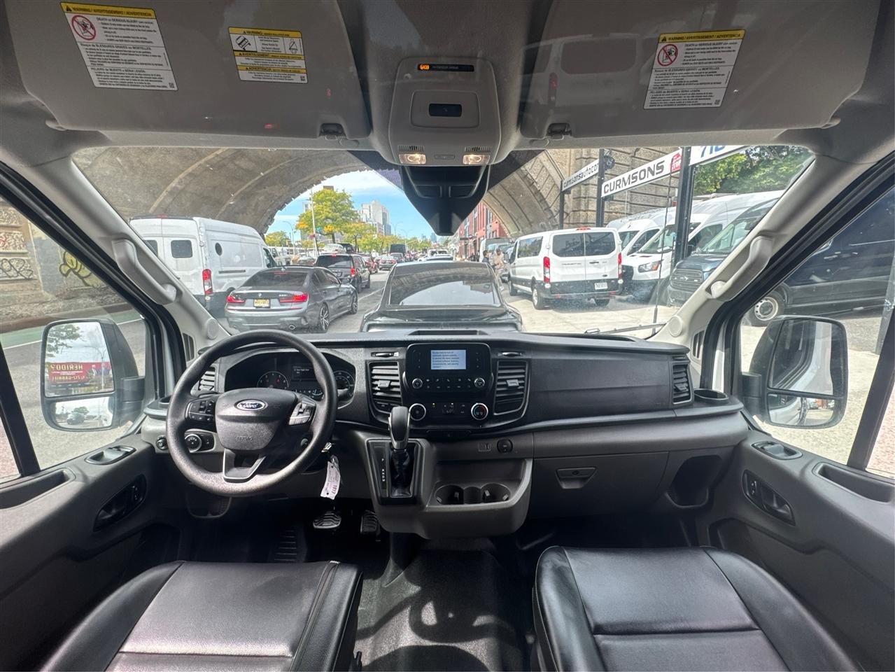 Ford Transit Cargo Van T-250 148" Med Rf 9070 GVWR RWD 2025
