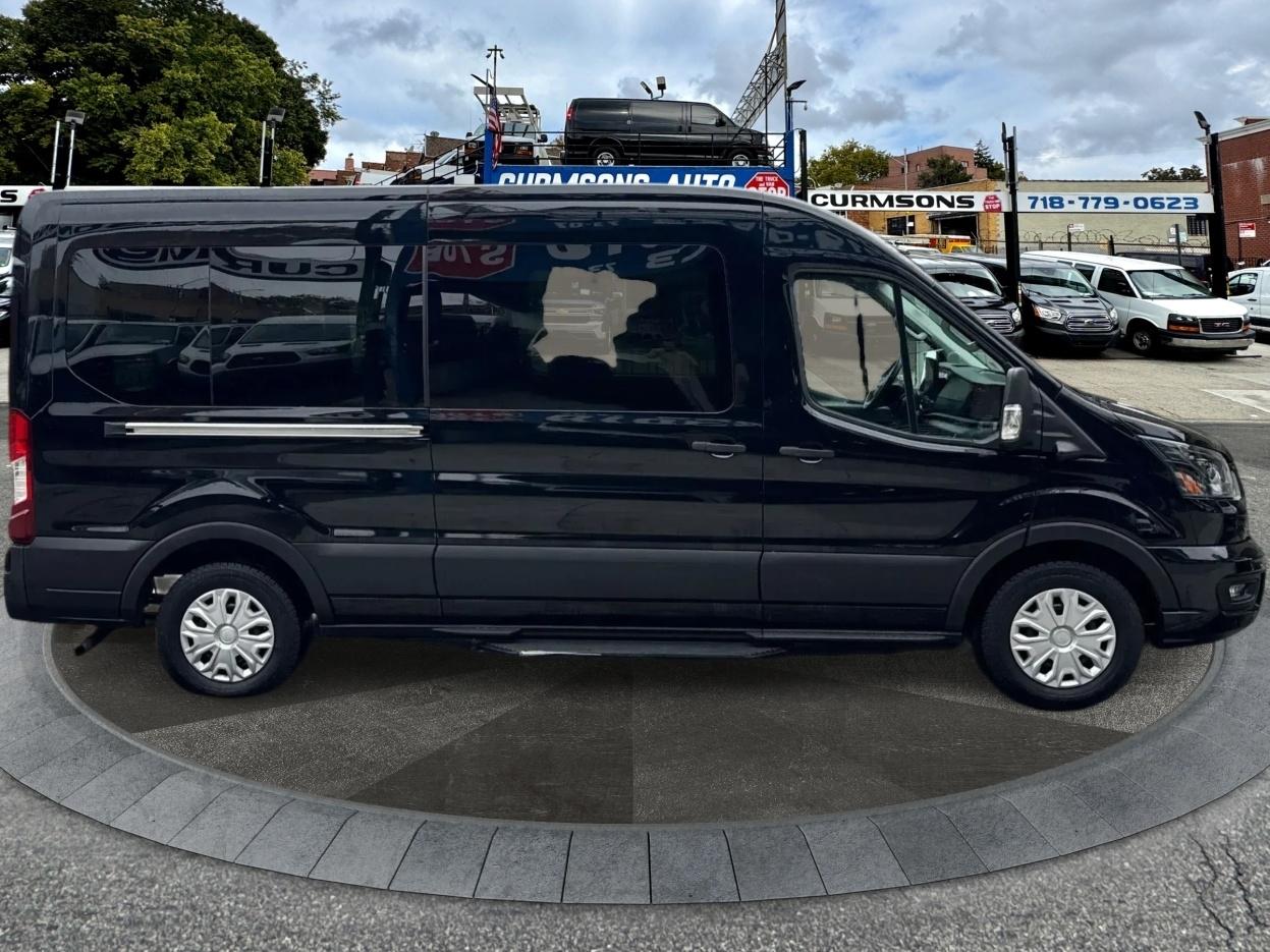 Ford Transit Passenger Wagon T-350 148" Med Roof XLT RWD 2026