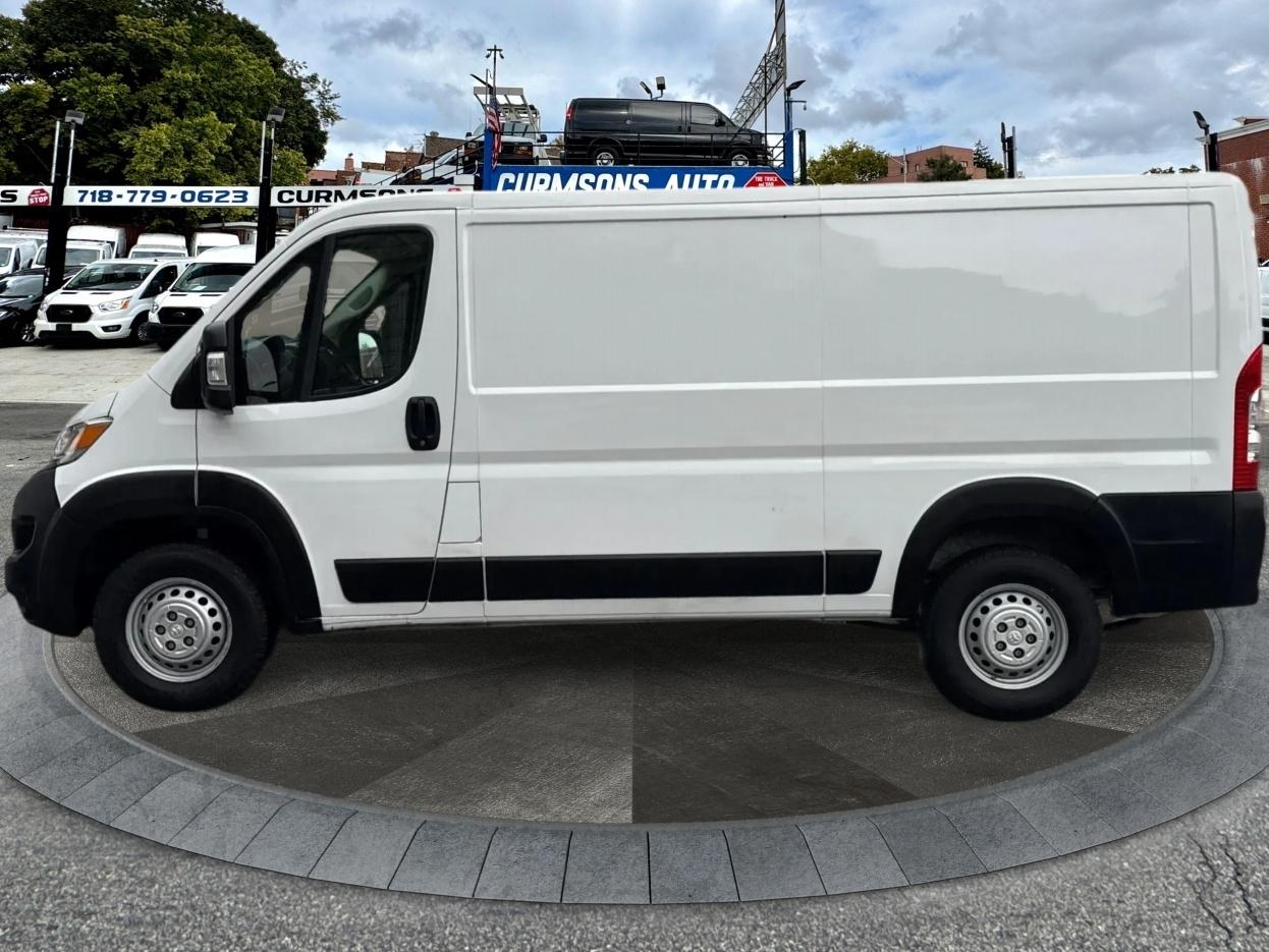 RAM ProMaster Cargo Van Tradesman 2500 Low Roof 136" WB w/Pass Seat 2025