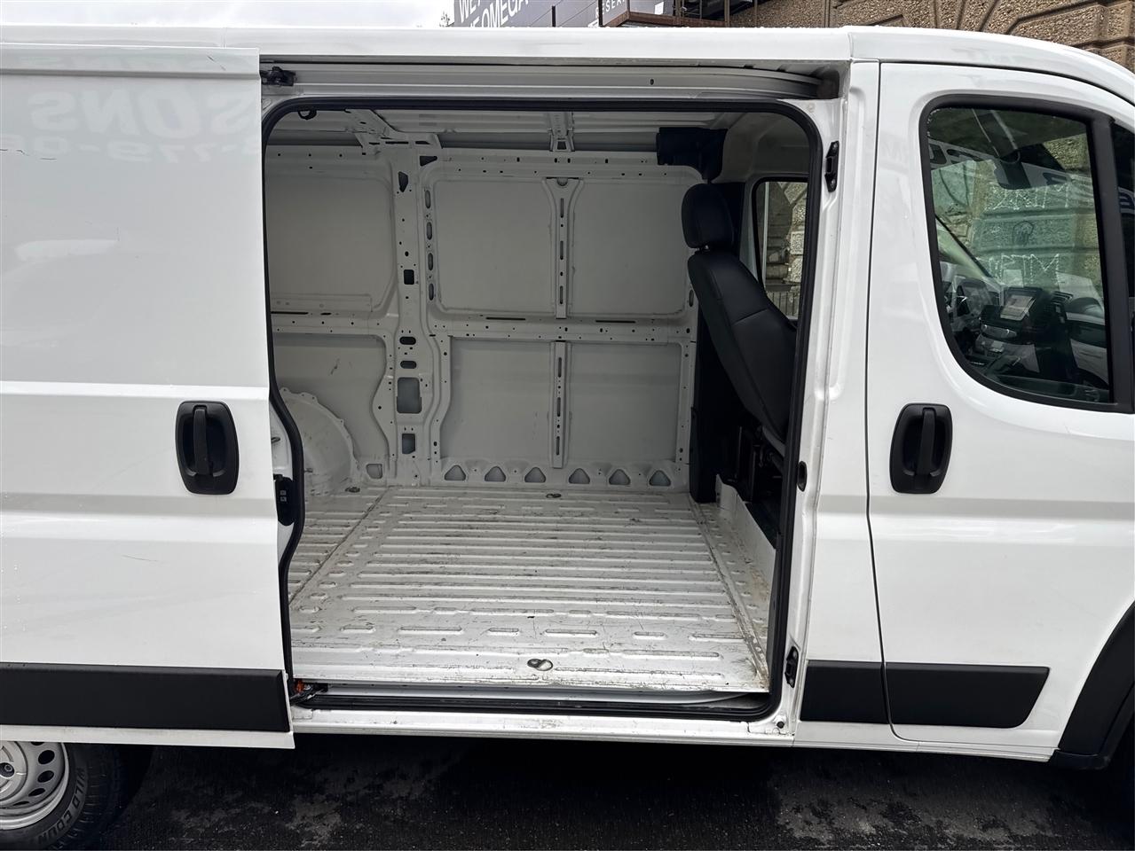 RAM ProMaster Cargo Van Tradesman 2500 Low Roof 136" WB w/Pass Seat 2025