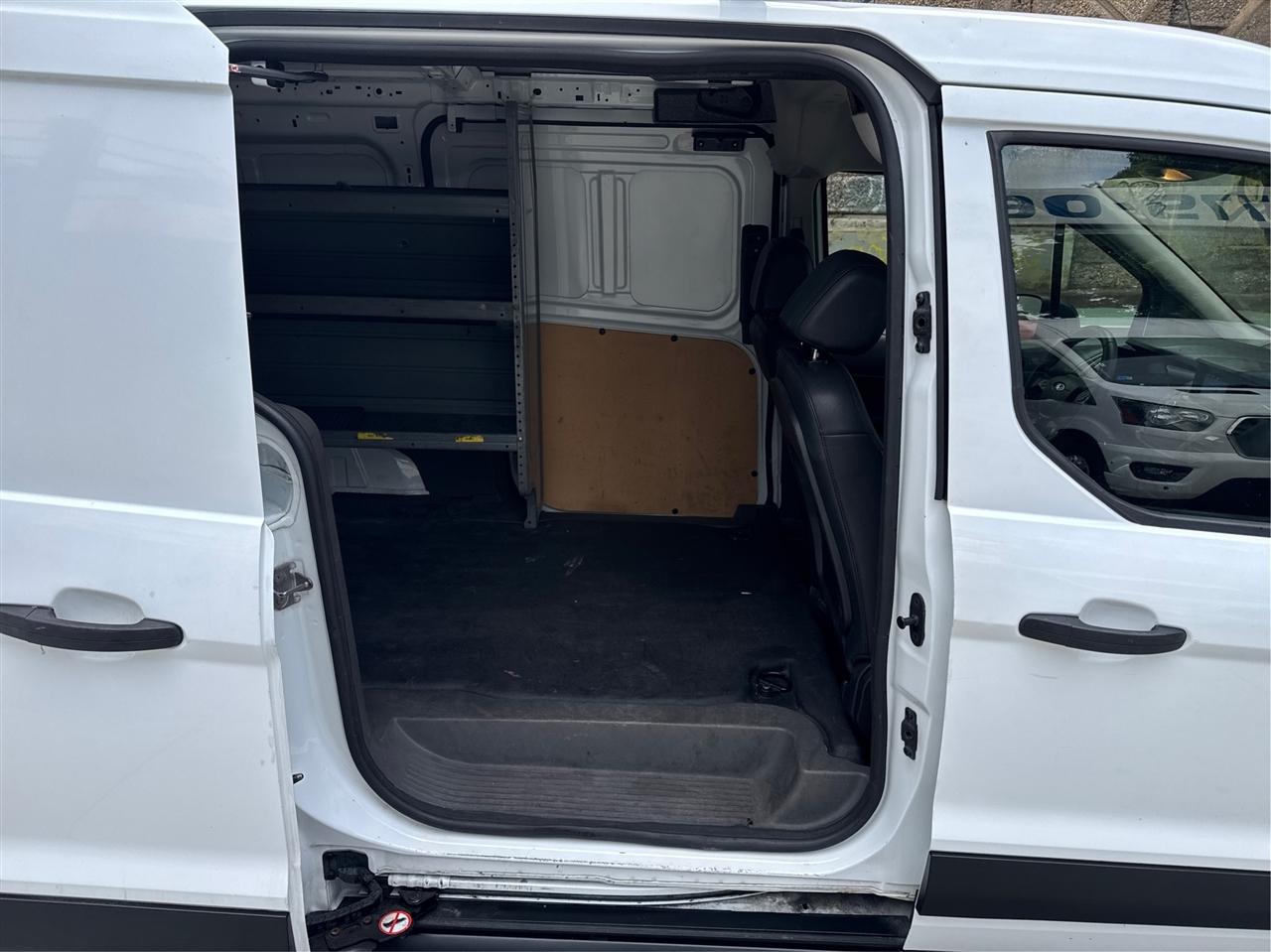 Ford Transit Connect Van XL LWB w/Rear Symmetrical Doors 2022