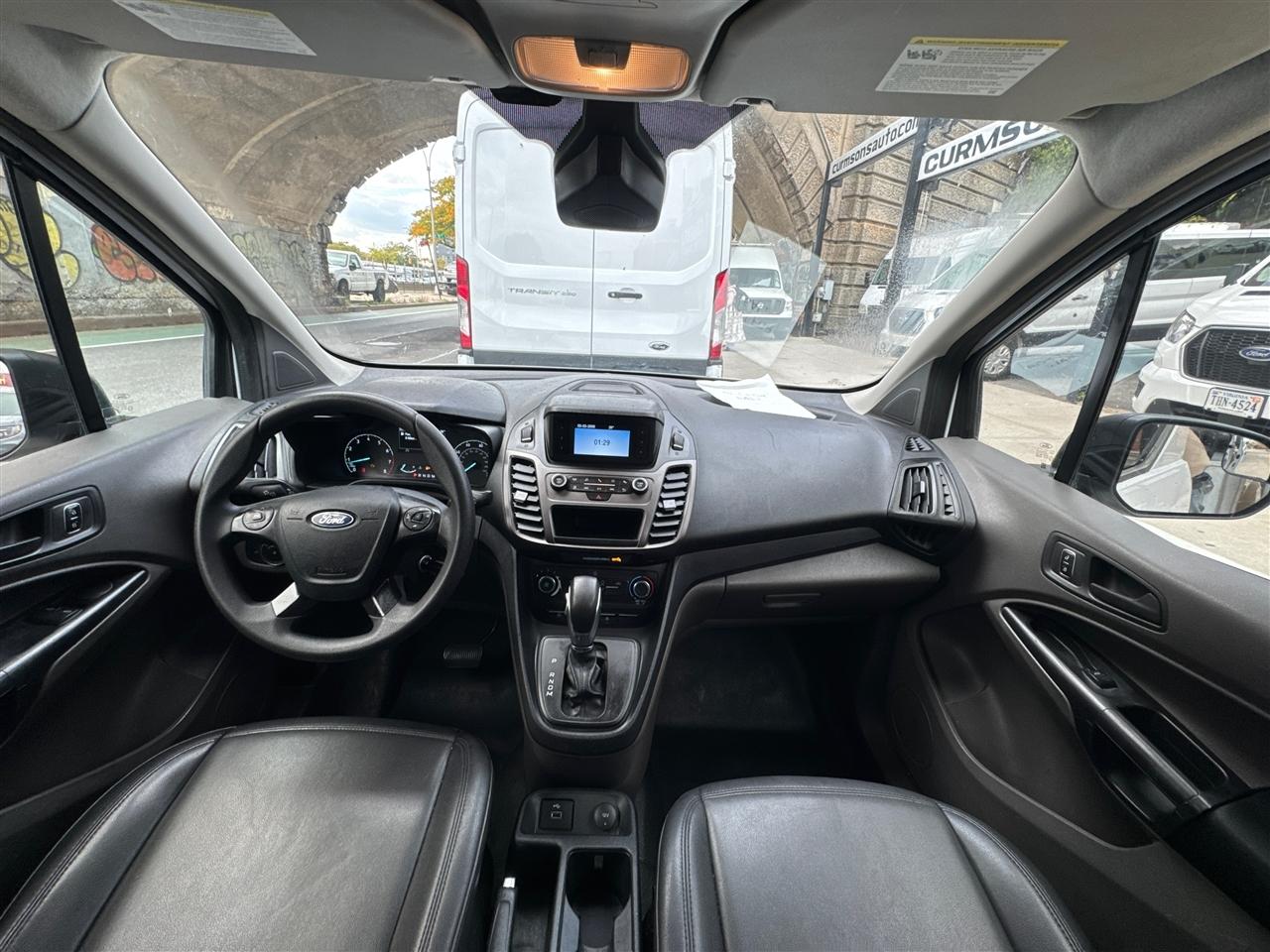 Ford Transit Connect Van XL LWB w/Rear Symmetrical Doors 2022