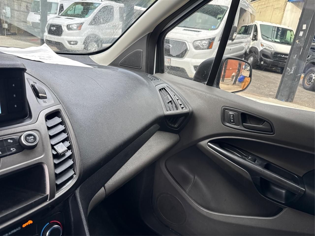 Ford Transit Connect Van XL LWB w/Rear Symmetrical Doors 2022