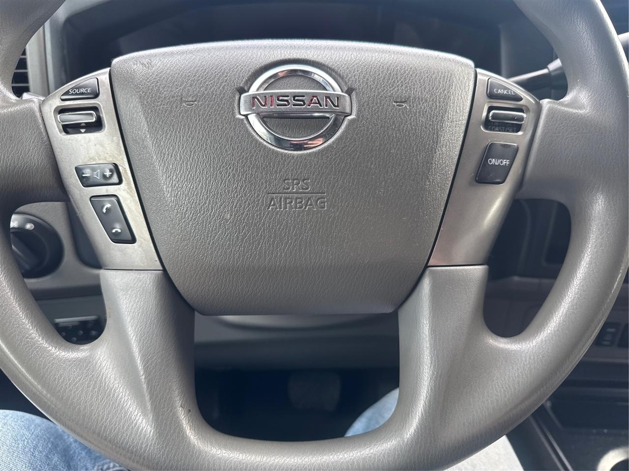 Nissan NV Cargo NV2500 HD High Roof V6 SV 2021