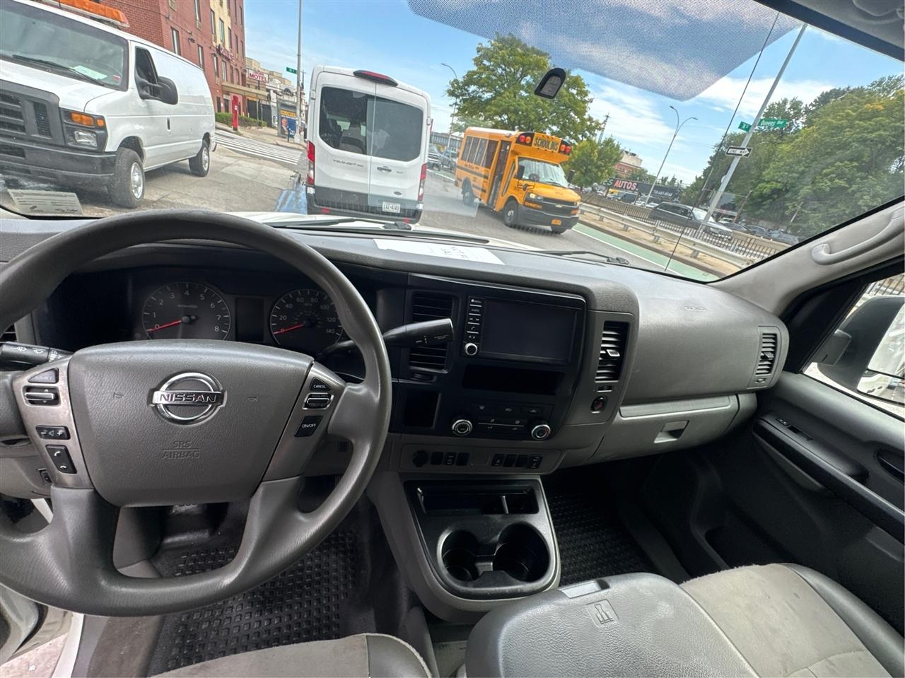 Nissan NV Cargo NV2500 HD High Roof V6 SV 2021