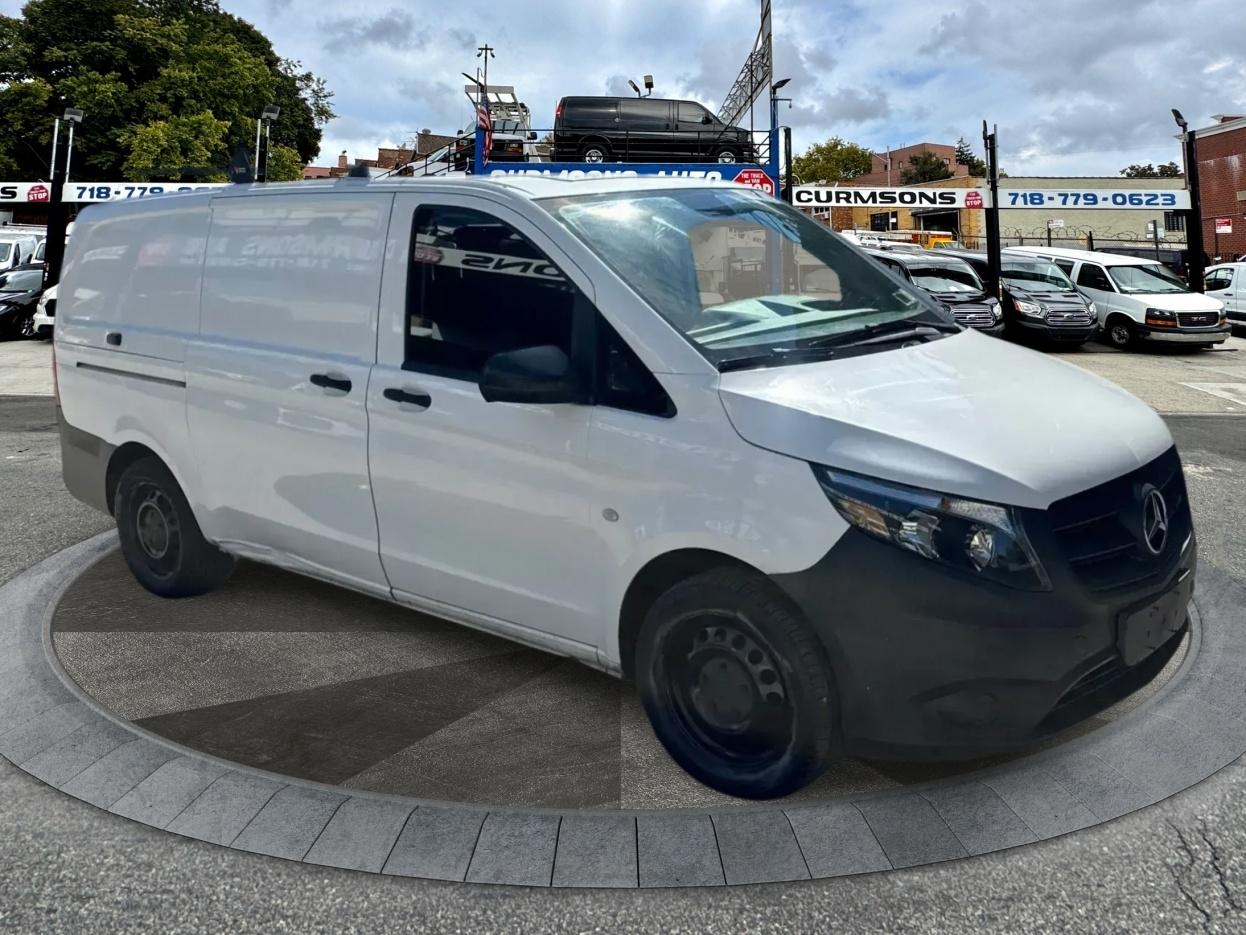 2017 Mercedes-Benz Metris Cargo Van Standard Roof 126" Wheelbase