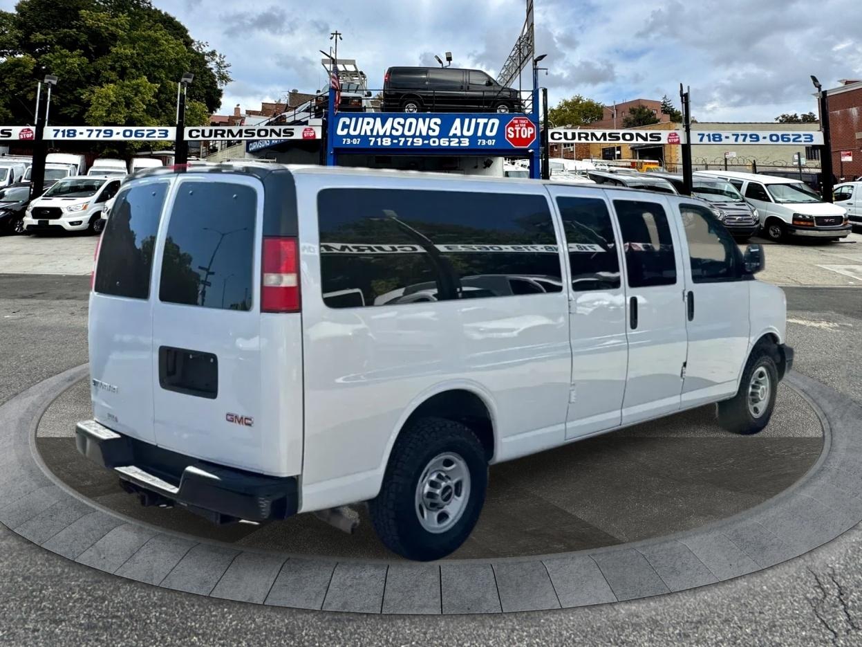 GMC Savana Passenger RWD 3500 155" 1LS 2012
