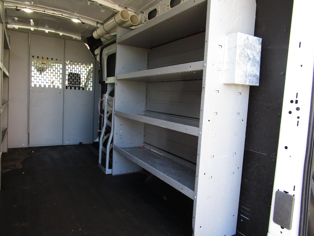 Ford Transit Cargo Van T-250 148" Med Rf 9070 GVWR RWD 2024