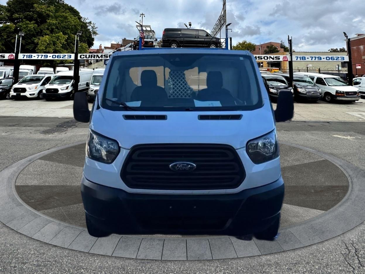 Ford Transit Van T-150 130" Low Rf 8600 GVWR Swing-Out RH Dr 2018