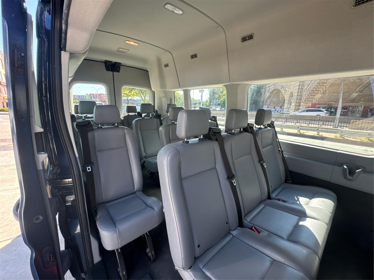 Ford Transit Passenger Wagon T-350 148" High Roof XLT Sliding RH Dr 2018