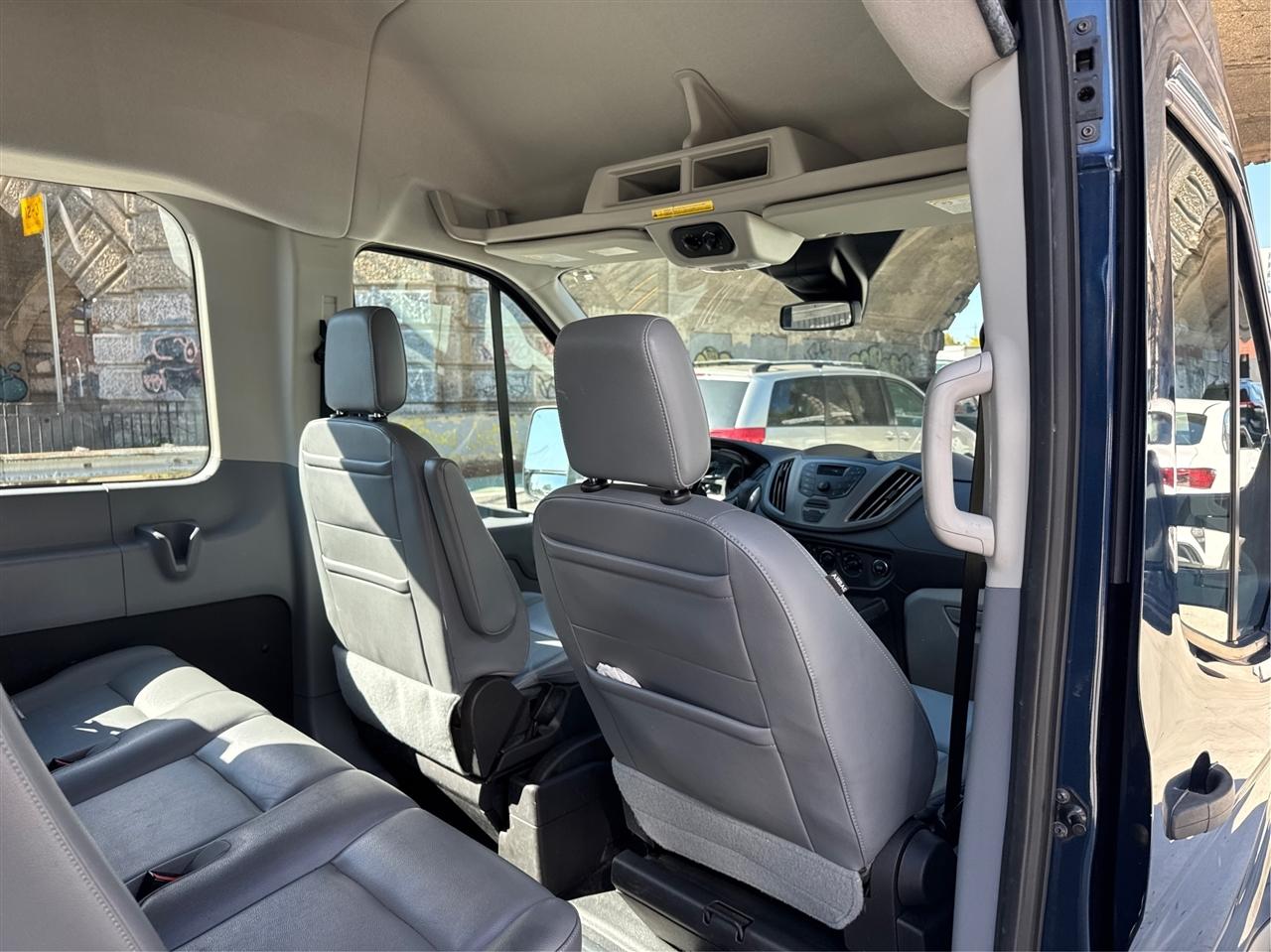 Ford Transit Passenger Wagon T-350 148" High Roof XLT Sliding RH Dr 2018