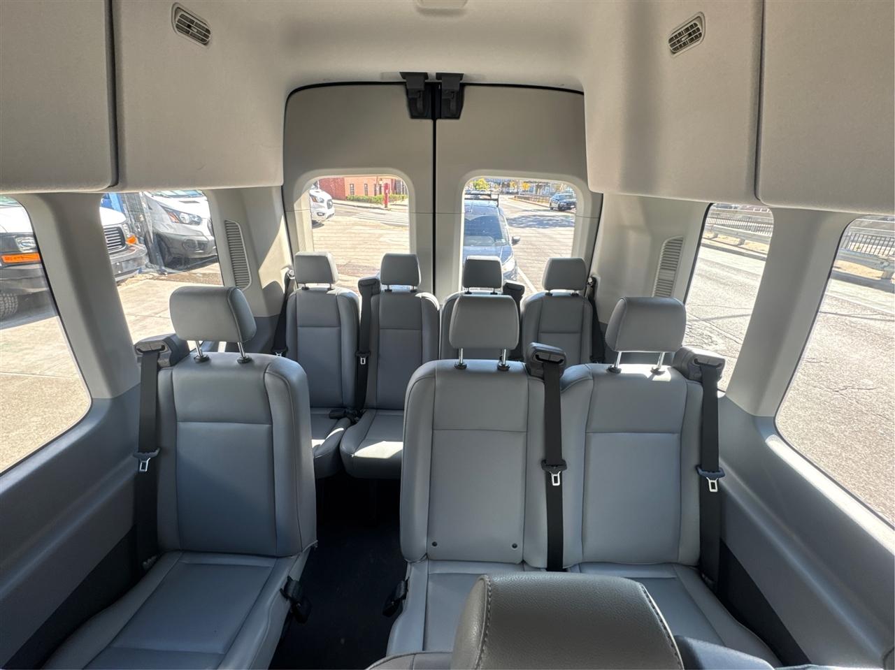Ford Transit Passenger Wagon T-350 148" High Roof XLT Sliding RH Dr 2018