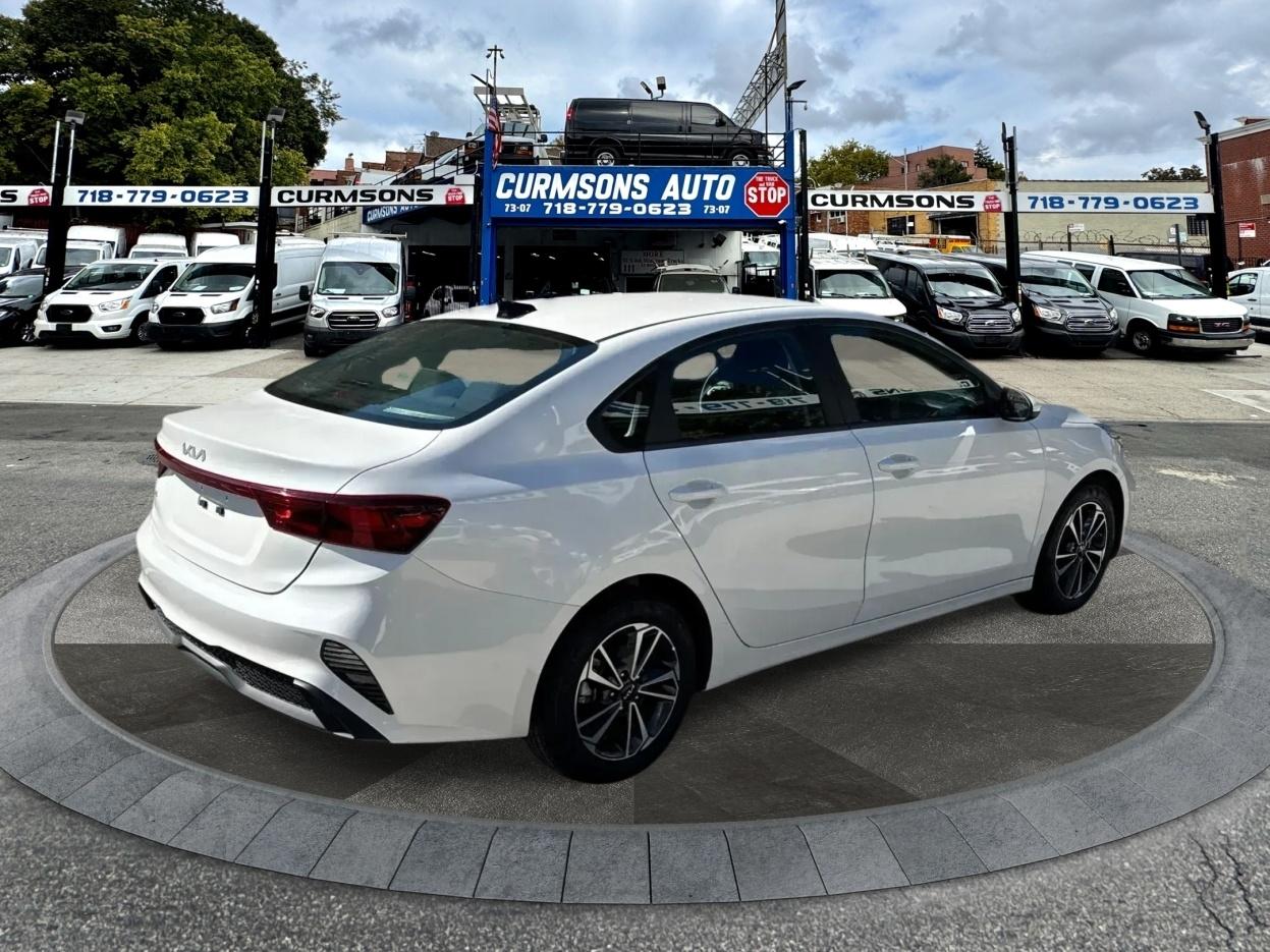Kia Forte LXS IVT 2024