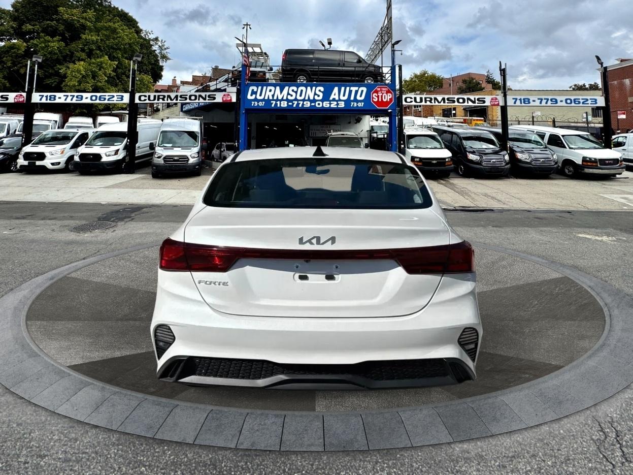 Kia Forte LXS IVT 2024