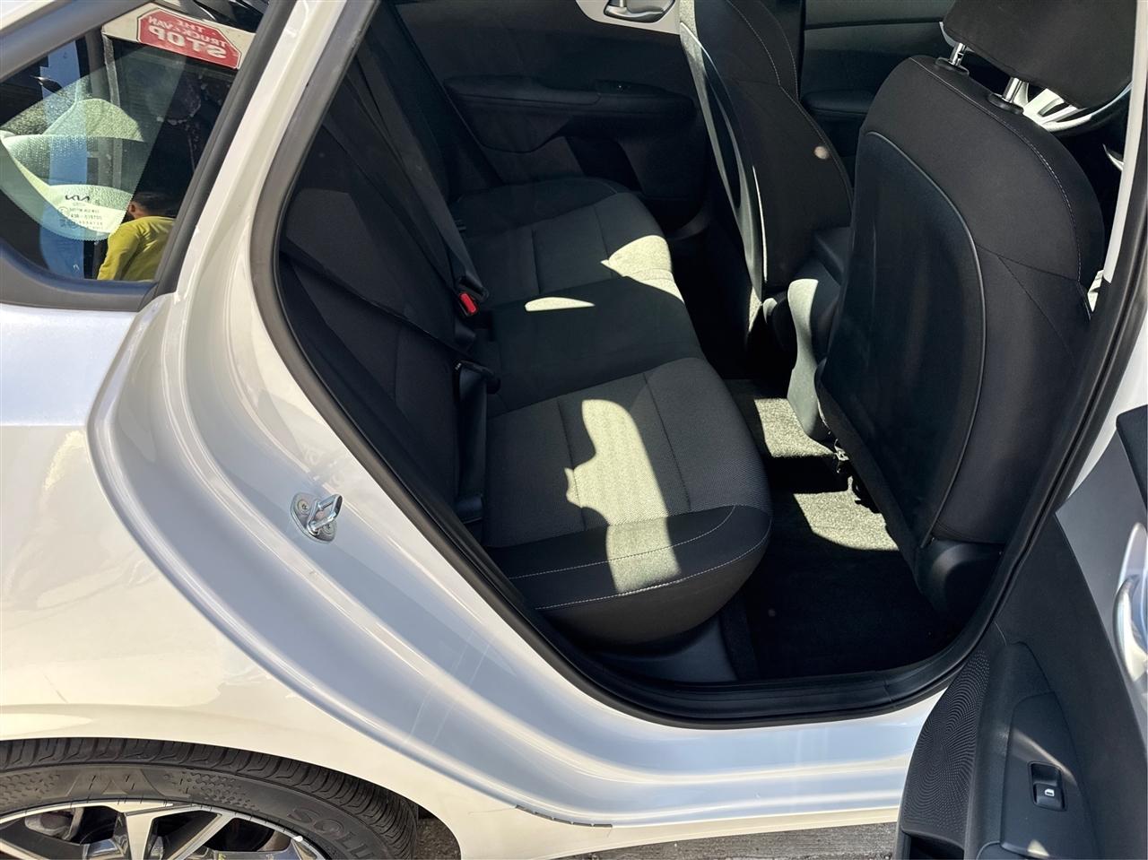 Kia Forte LXS IVT 2024