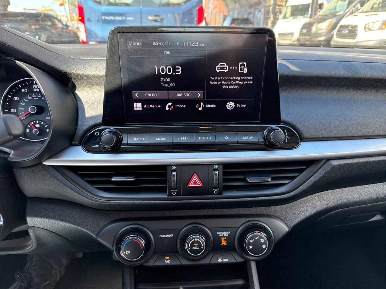 Kia Forte LXS IVT 2024