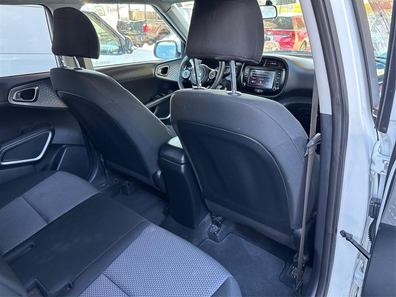 Kia Soul LX IVT 2022