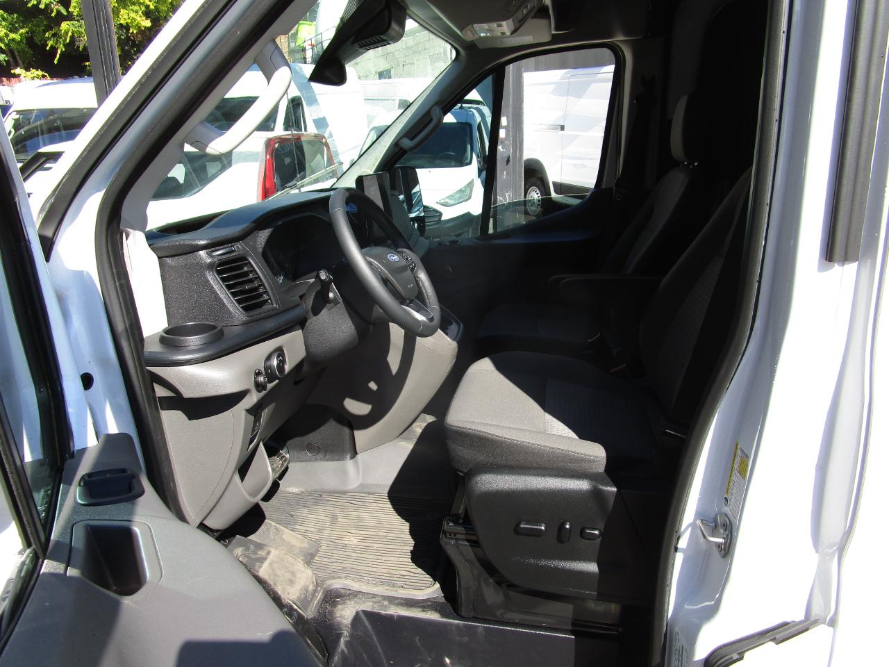 Ford Transit Cargo Van T-250 148" EL Hi Rf 9070 GVWR RWD 2024