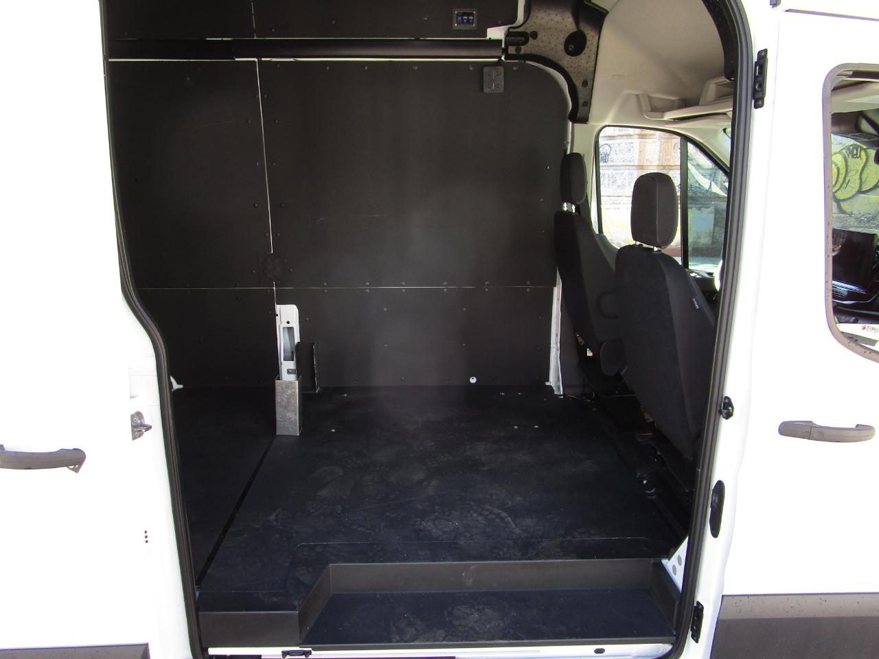 Ford Transit Cargo Van T-250 148" EL Hi Rf 9070 GVWR RWD 2024