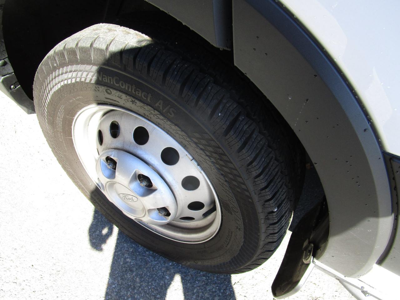 Ford Transit Cargo Van T-250 148" EL Hi Rf 9070 GVWR RWD 2024