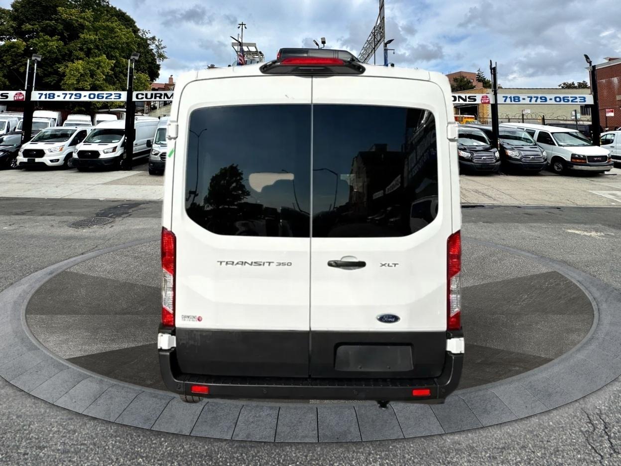 Ford Transit Passenger Wagon T-350 148" Med Roof XLT RWD 2025