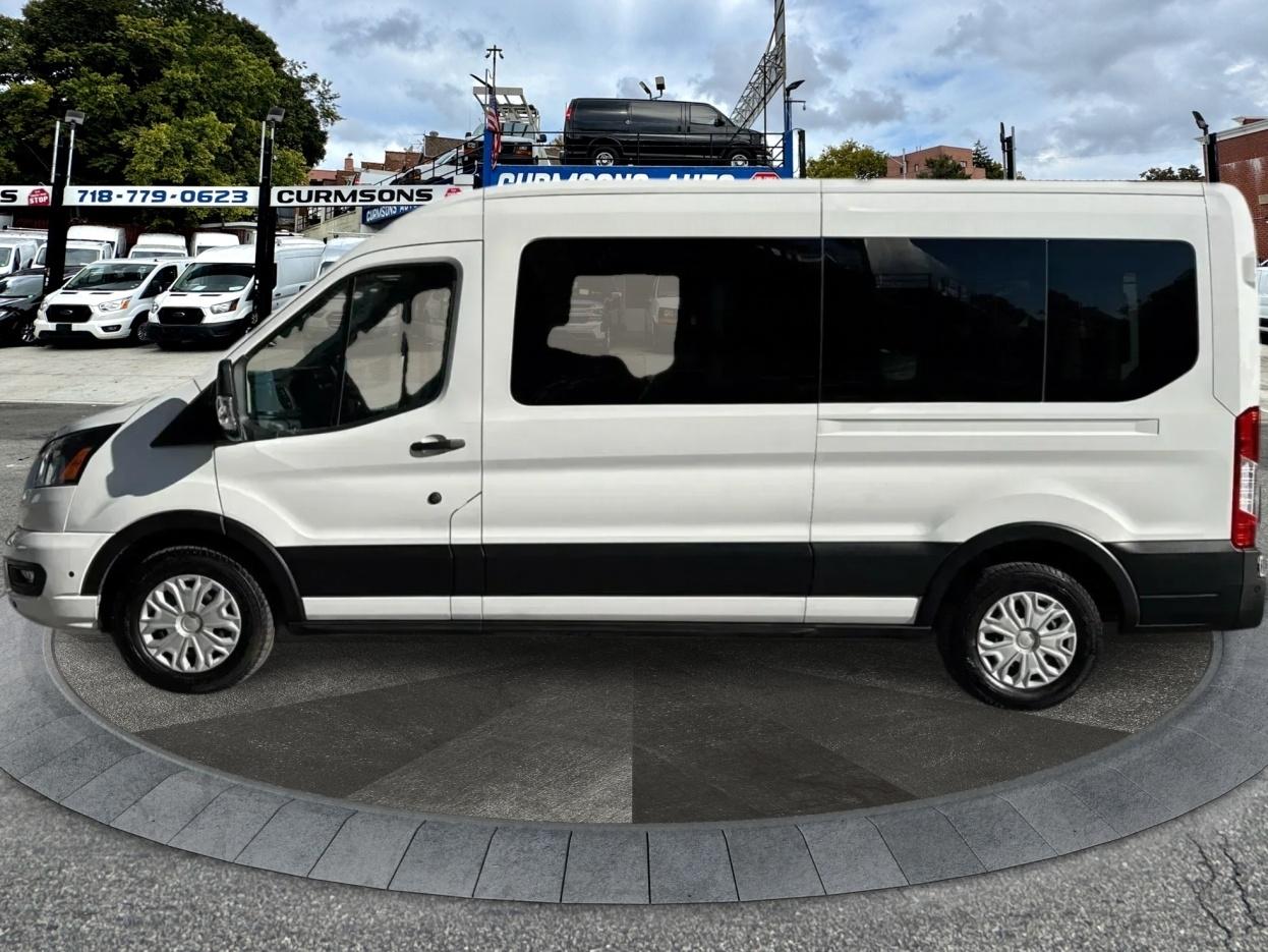 Ford Transit Passenger Wagon T-350 148" Med Roof XLT RWD 2025