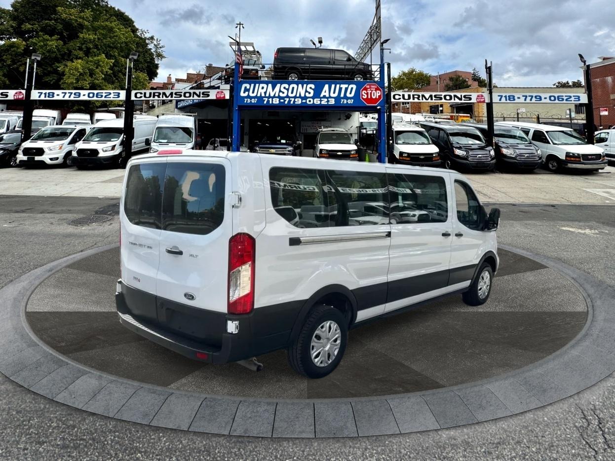 Ford Transit Passenger Wagon T-350 148" Low Roof XLT RWD 2025