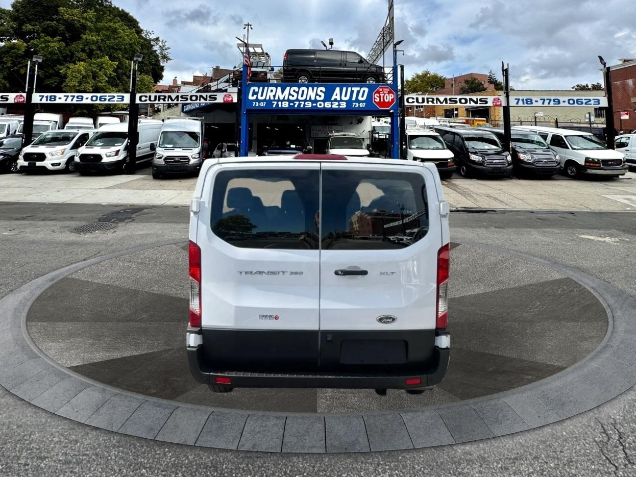 Ford Transit Passenger Wagon T-350 148" Low Roof XLT RWD 2025