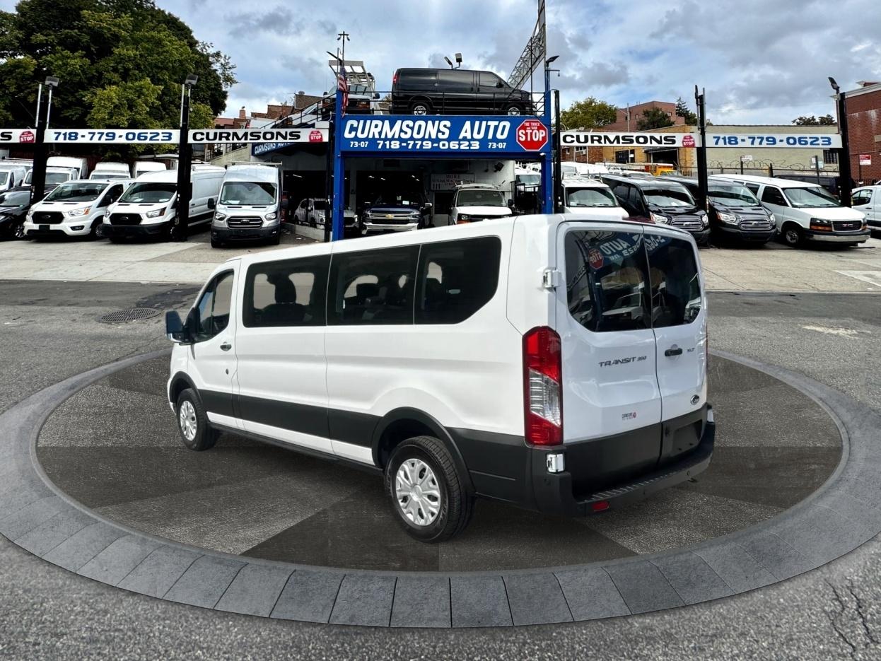 Ford Transit Passenger Wagon T-350 148" Low Roof XLT RWD 2025