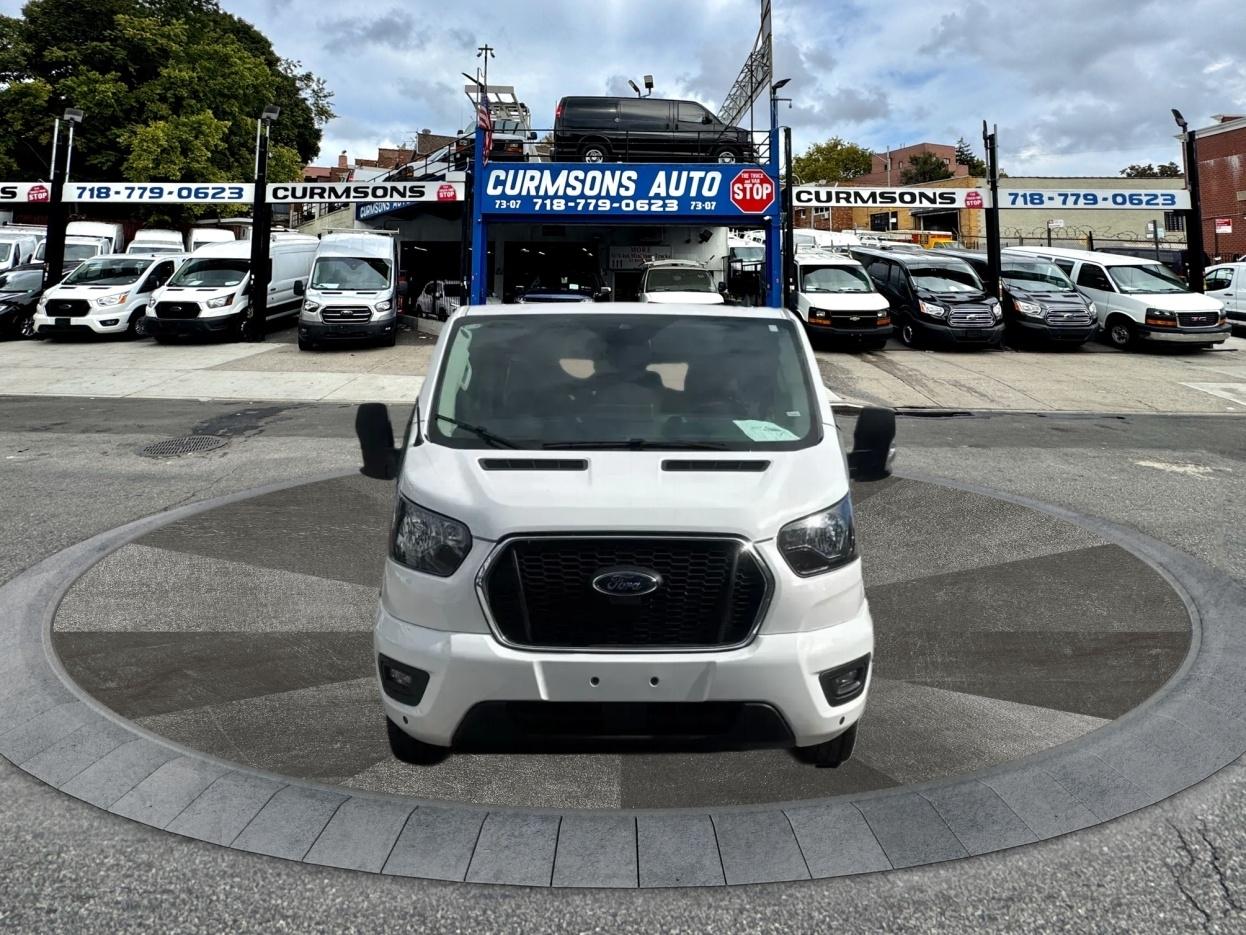 Ford Transit Passenger Wagon T-350 148" Low Roof XLT RWD 2025