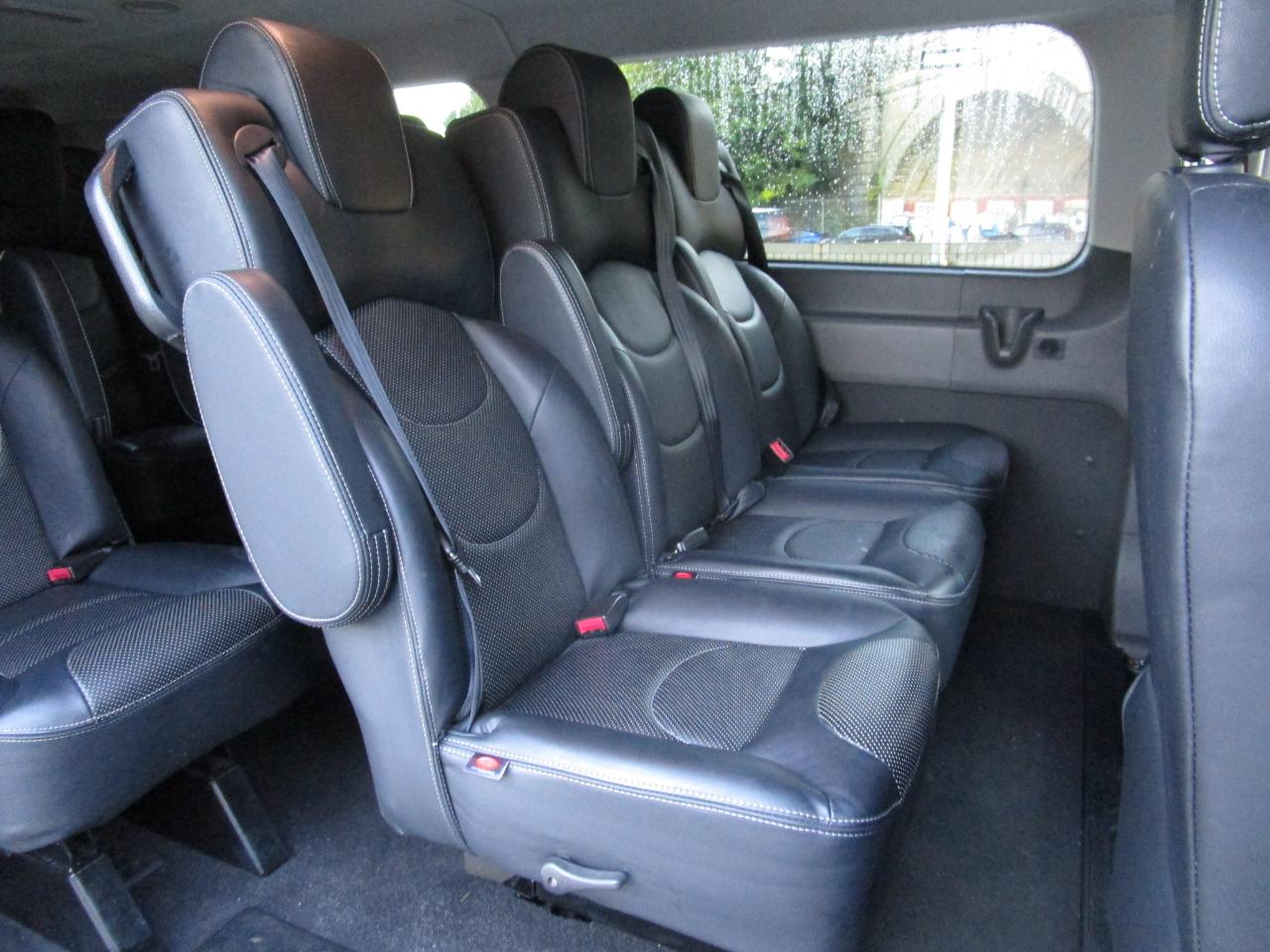 Ford Transit Passenger Wagon T-350 148" Low Roof XLT RWD 2026