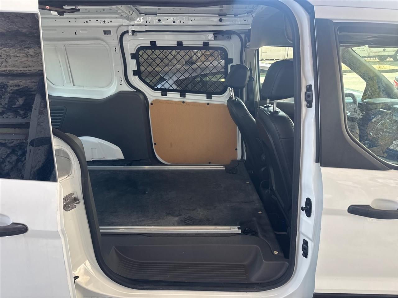 Ford Transit Connect Van XL LWB w/Rear Symmetrical Doors 2023