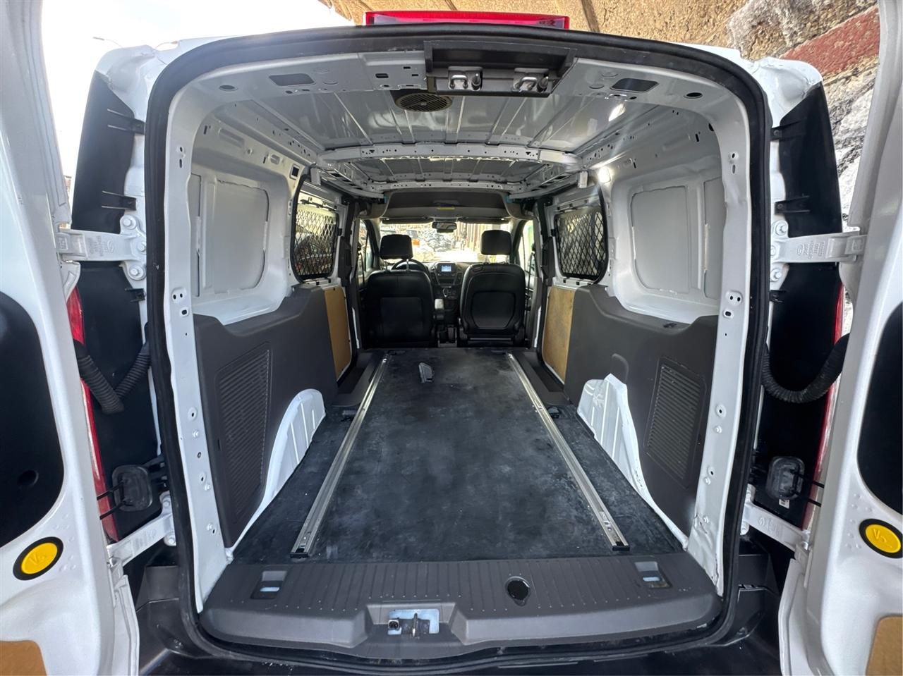 Ford Transit Connect Van XL LWB w/Rear Symmetrical Doors 2023