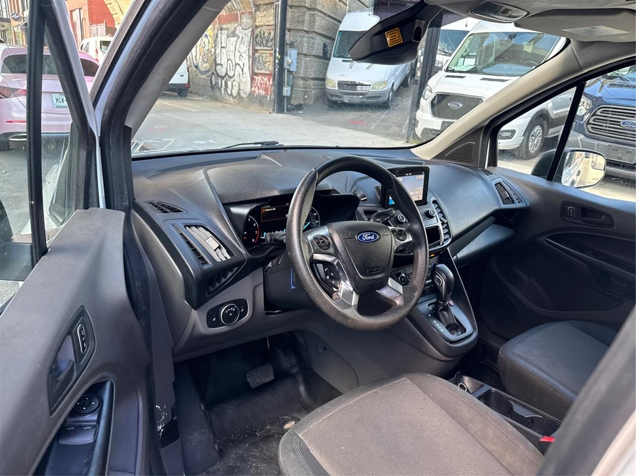 Ford Transit Connect Van XL LWB w/Rear Symmetrical Doors 2020