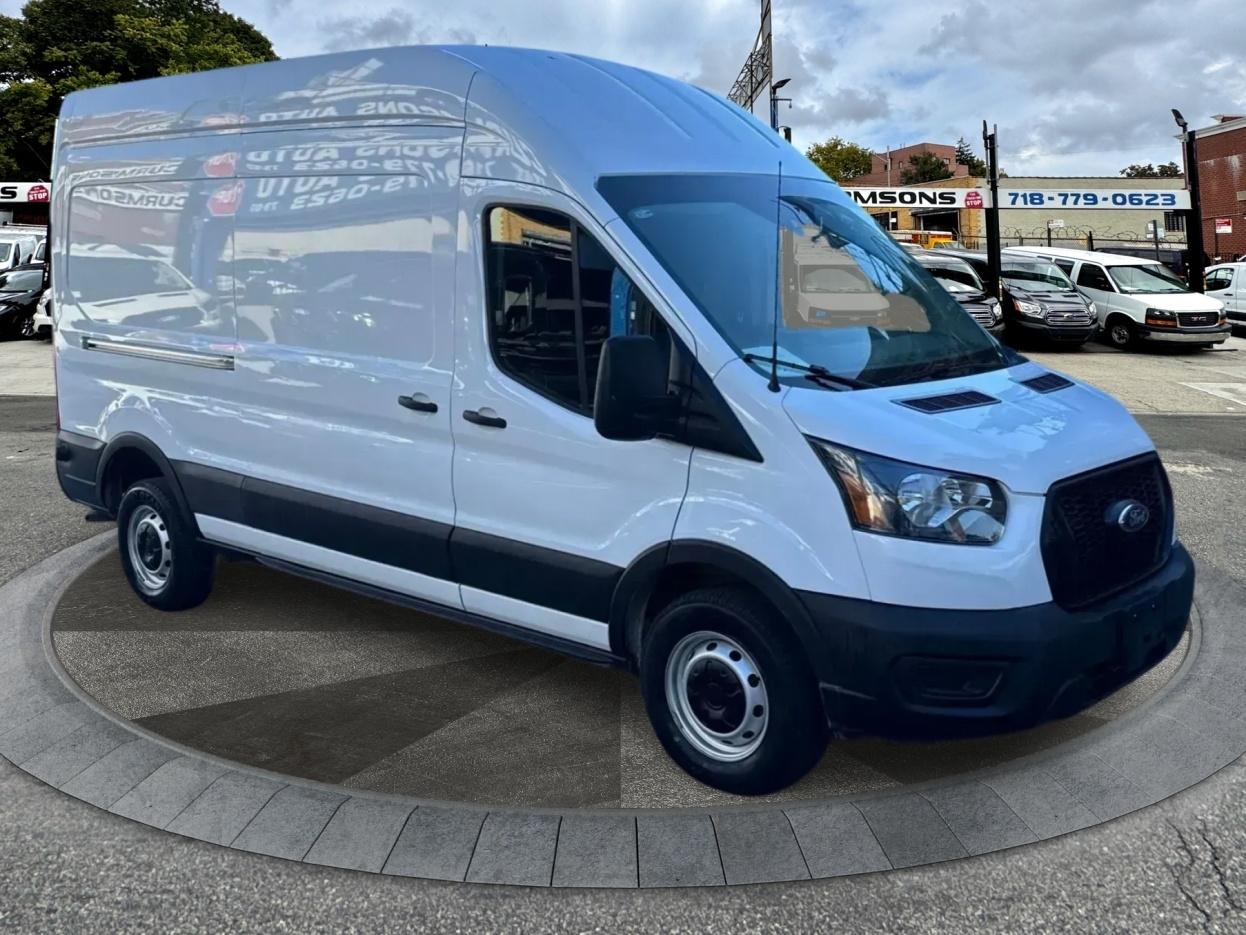 2025 Ford Transit Cargo Van T-250 148" Hi Rf 9070 GVWR RWD