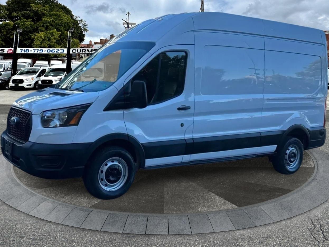 Ford Transit Cargo Van T-250 148" Hi Rf 9070 GVWR RWD 2025