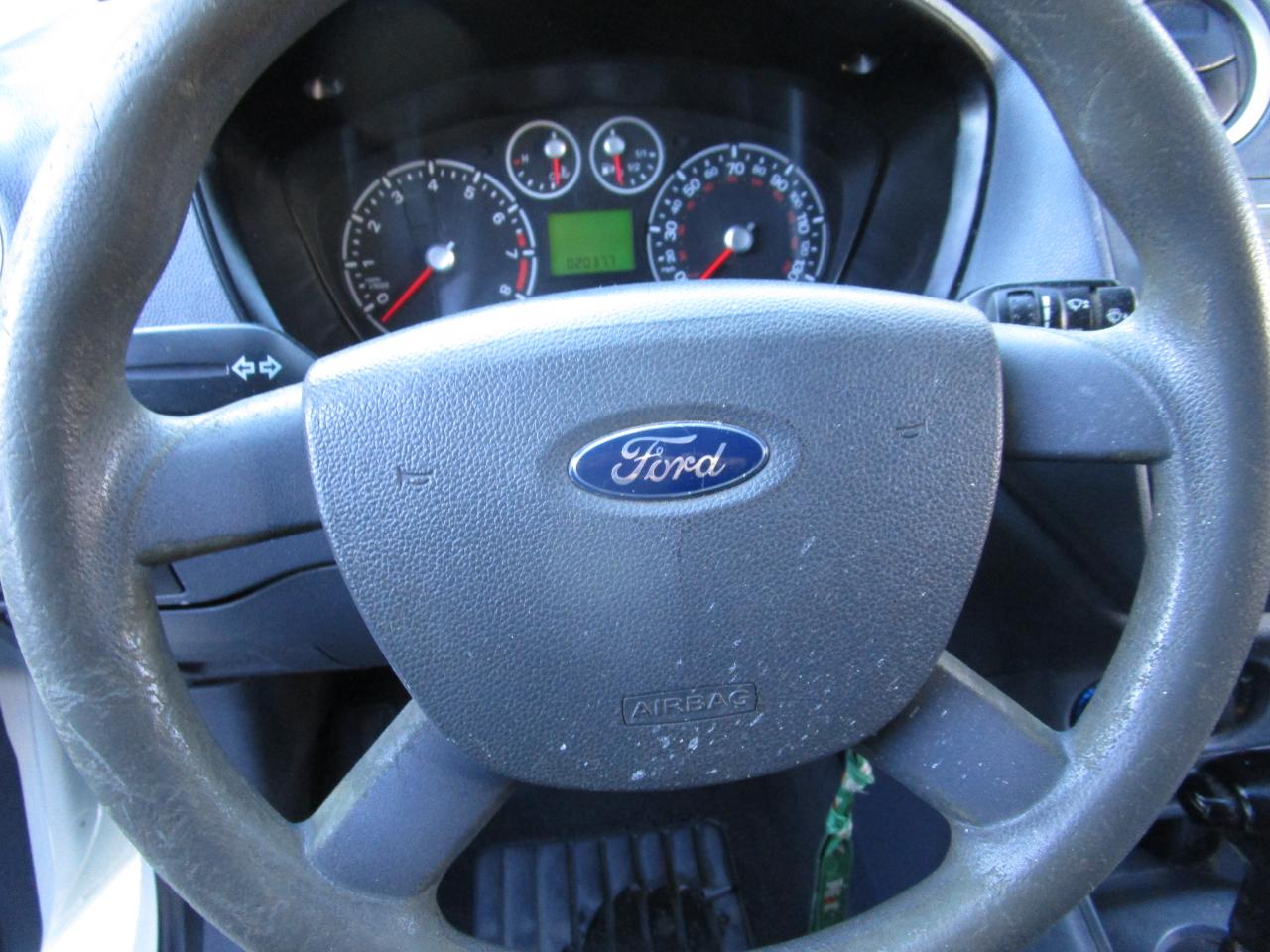 Ford Transit Connect 114.6" XL w/o side or rear door glass 2013