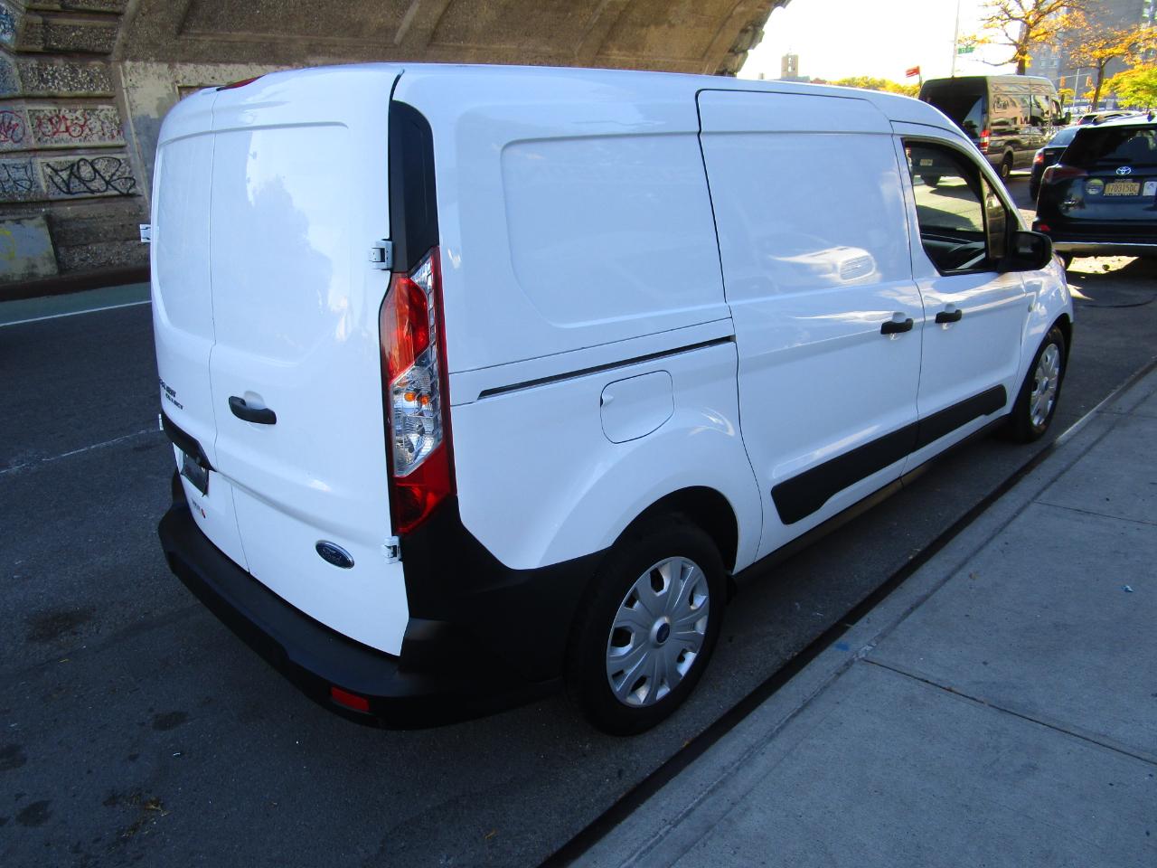 Ford Transit Connect Van XL LWB w/Rear Symmetrical Doors 2023