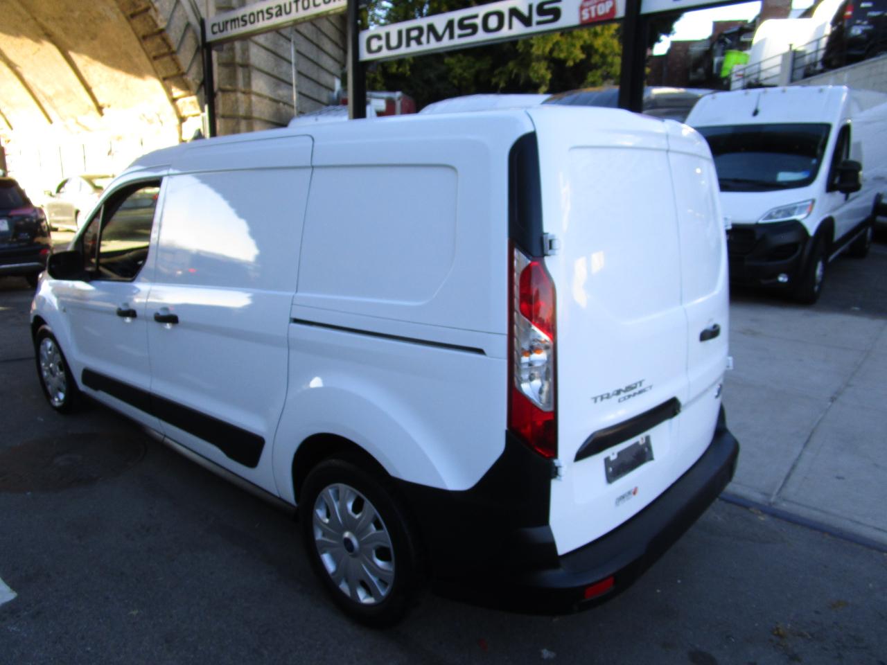 Ford Transit Connect Van XL LWB w/Rear Symmetrical Doors 2023