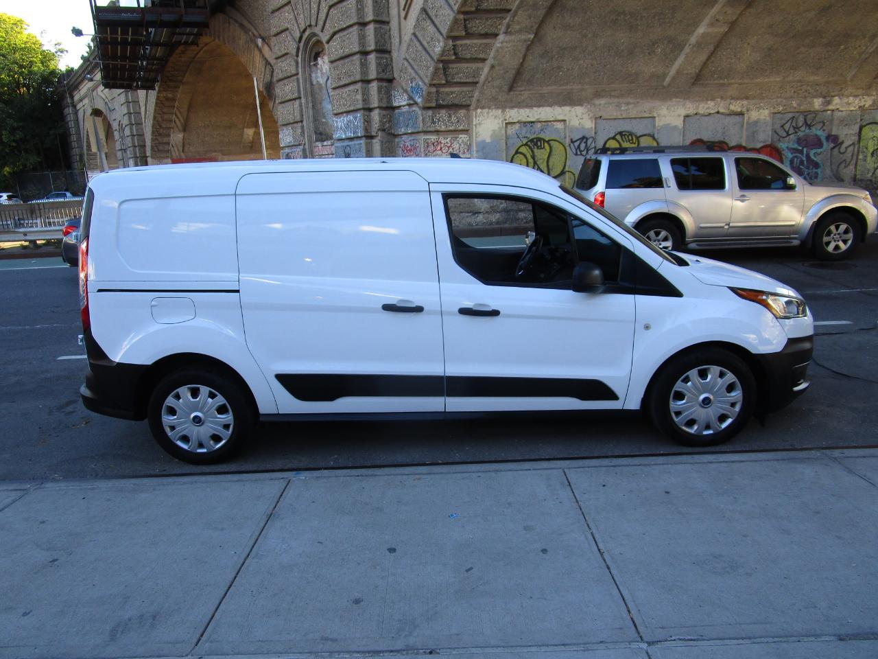Ford Transit Connect Van XL LWB w/Rear Symmetrical Doors 2023