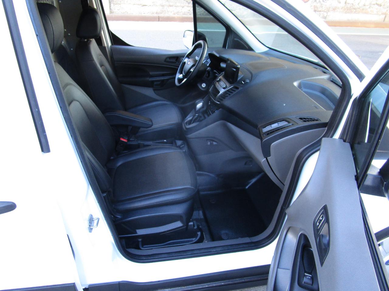 Ford Transit Connect Van XL LWB w/Rear Symmetrical Doors 2023