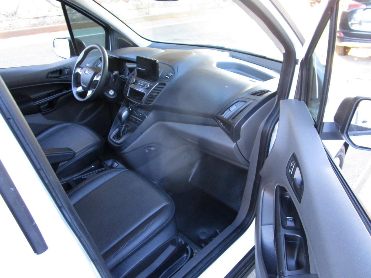 Ford Transit Connect Van XL LWB w/Rear Symmetrical Doors 2023