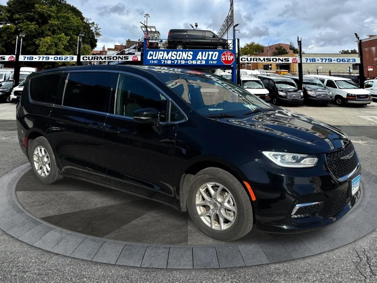 2025 Chrysler Pacifica Select FWD
